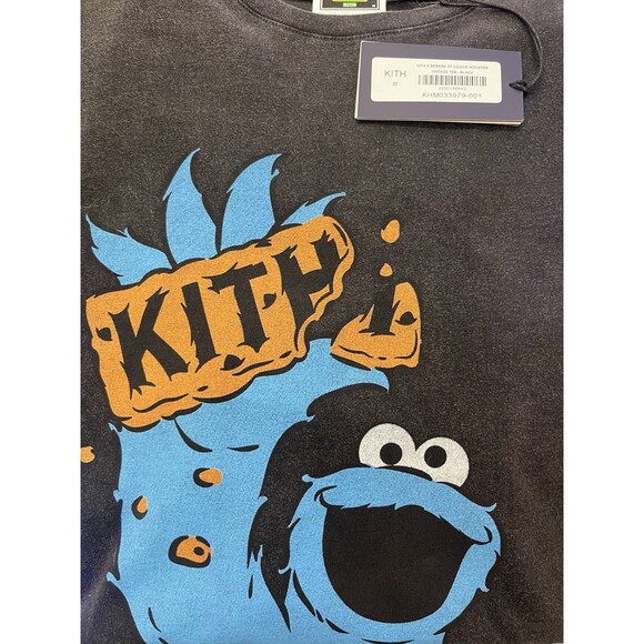 Kith for Sesame Street Cookie Monster Vintage Tee in Black T-Shirt Size M NWT - Picture 7 of 8
